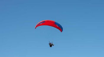 Aventure à Marrakech : parapente, balade à dos de chameau et petit-déjeuner