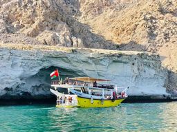 Au départ de Dubaï/Sharjah/RAK : Excursion à Dibba Musandam et croisière en boutre