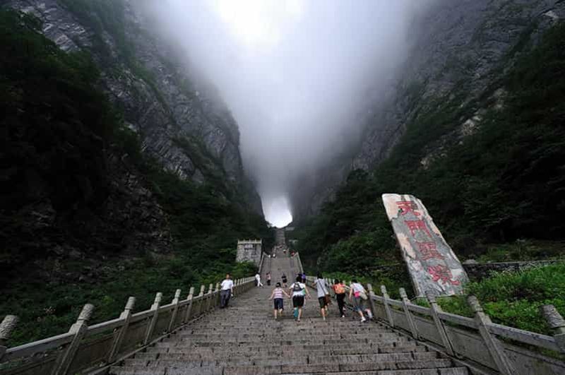 Visite privée de la montagne Tianmen, de la promenade dans le ciel et du pont de verre