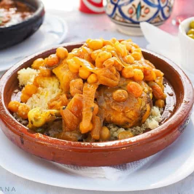 Marrakech de nuit : visite guidée gastronomique à pied avec un guide de la région