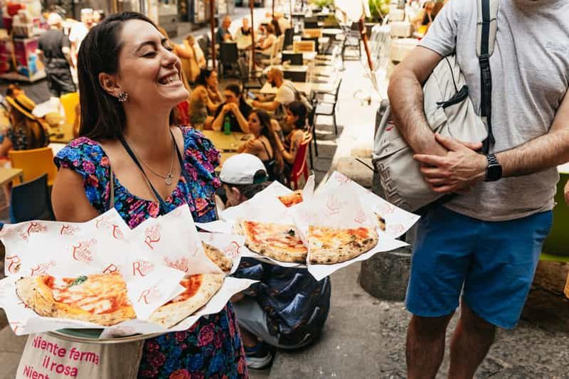 Naples : Visite guidée de la cuisine de rue avec Spritz