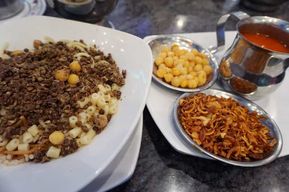 Visite culinaire au restaurant Koshary Abou Tarek depuis Le Caire