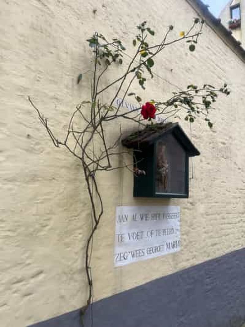 Visite gratuite de l'histoire étonnamment intéressante de Bruges