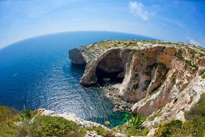 Grotte bleue et marché du dimanche au village de pêche de Marsaxlokk