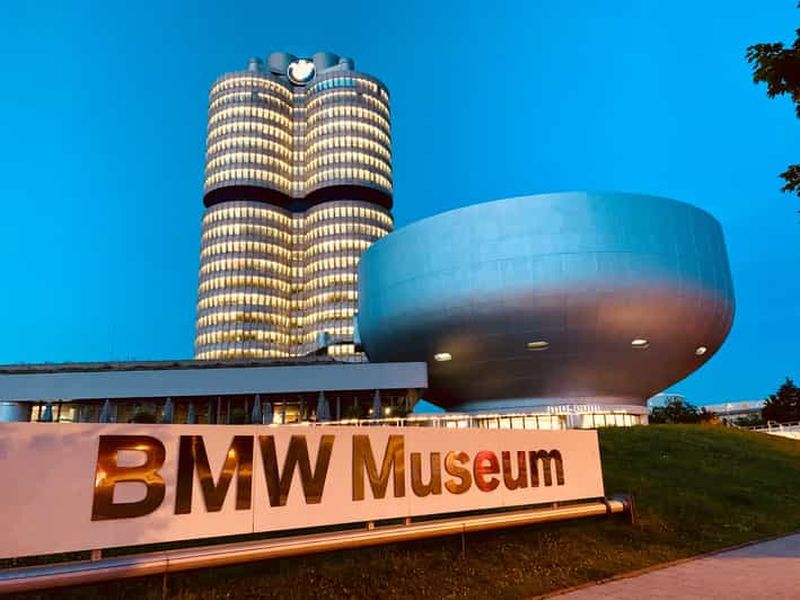 Munich : visite guidée privée du musée BMW et de BMW Welt