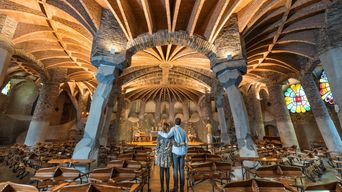 La crypte de Gaudi à la Colonia Güell avec Audioguide
