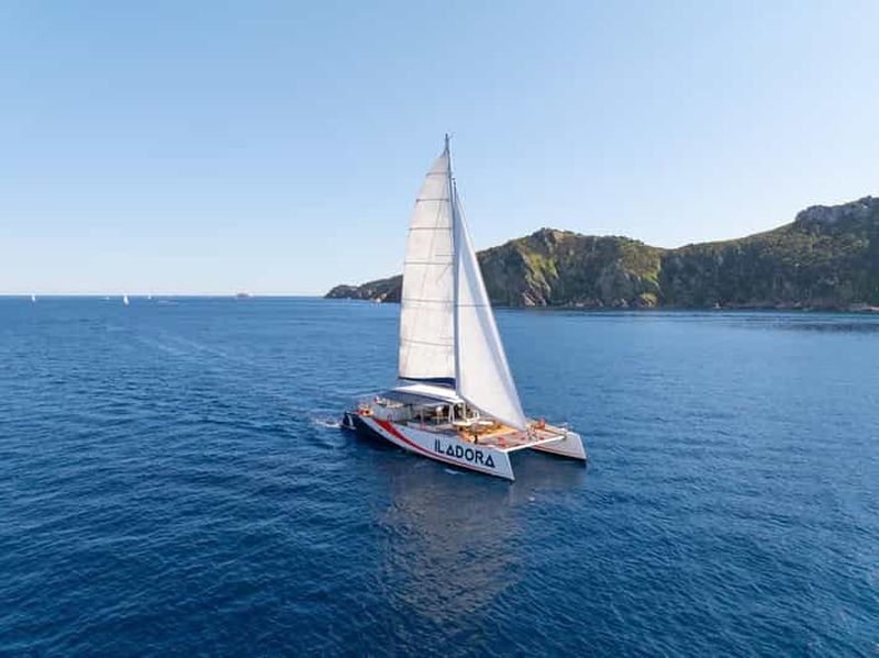 Hyères, Brégançon & Porquerolles : Croisière d'une journée avec repas