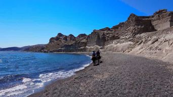 Santorin : Randonnée à cheval sur la plage