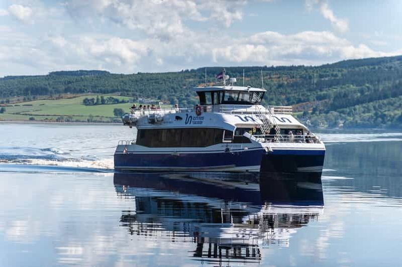 Dochgarroch : croisière de 2 heures sur le Loch Ness et le canal calédonien