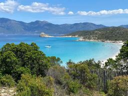 Excursion en 4x4 dans le désert des Agriates et sur la plage au départ de Calvi