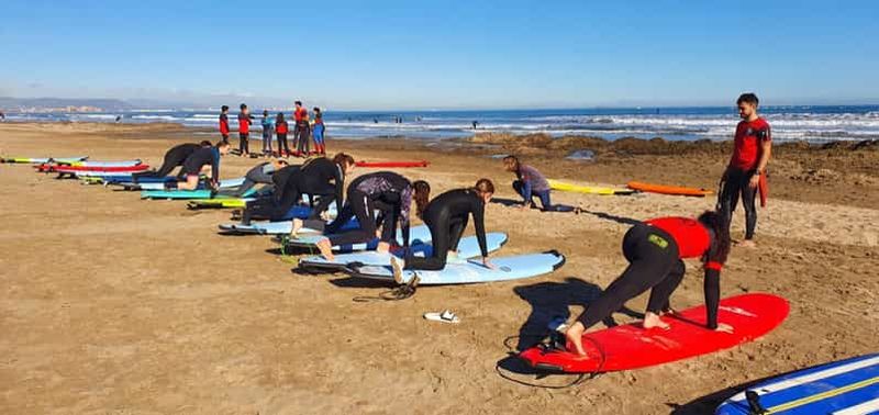 Valence : cours de surf pour débutants à la plage de Malvarrosa
