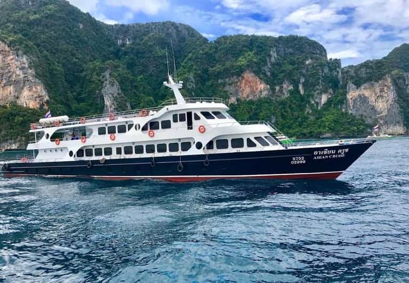Phuket : transfert aller simple en ferry vers/depuis Koh Phi Phi