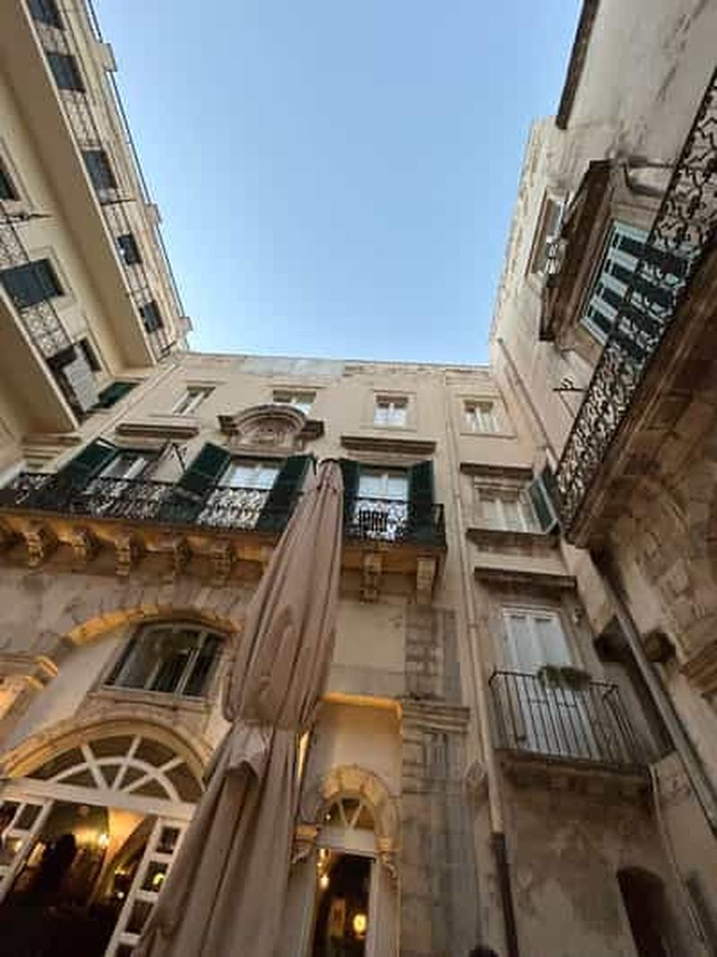 A Trip To Syracuse - Obtenez votre propre concierge privé