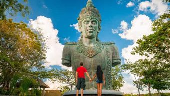 Bali : conservation des tortues, plage et visite d'Uluwatu