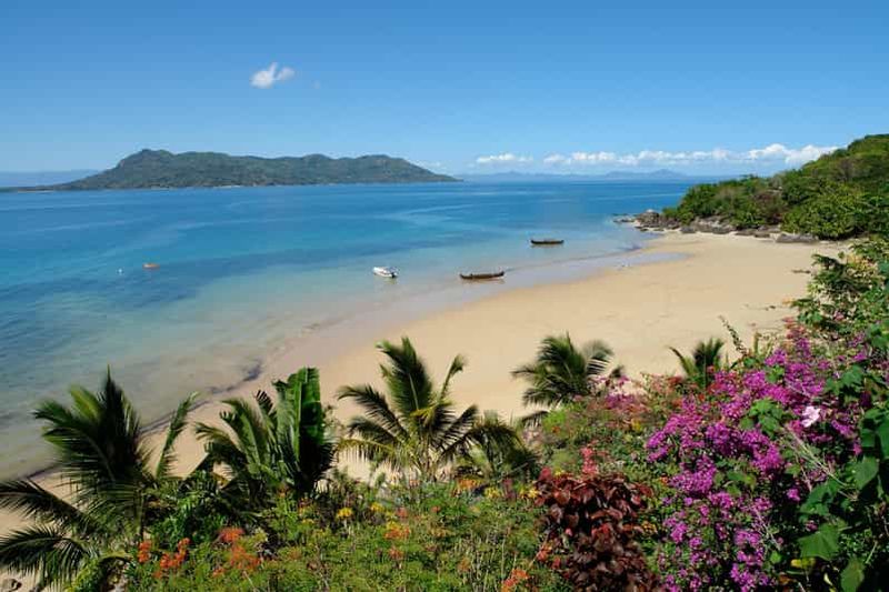 Nosy Be : Tour de ville avec Nosy Komba et Nosy Tanikely ...