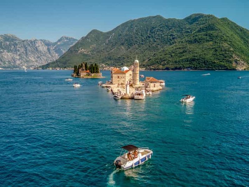 Kotor : excursion en hors-bord vers la grotte bleue pour des souvenirs inoubliables
