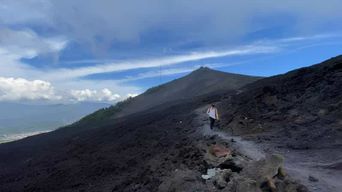 Depuis Antigua : Excursion au volcan Pacaya en anglais/espagnol