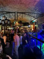 Berlin : tournée des bars et soirée avec shots gratuits et accès VIP à une discothèque