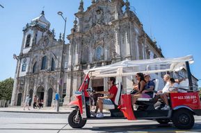 Porto : visite guidée en tuk-tuk et croisière optionnelle sur le fleuve Douro