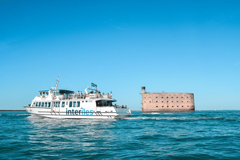 La Rochelle : Excursion guidée en bateau à Fort Boyard