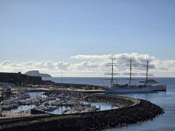 Visite à pied de la ville d'Angra do Heroísmo