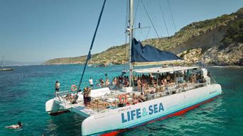 Palma : Croisière en catamaran avec baignade et plongée en apnée