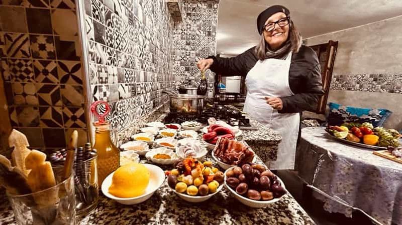 Fes Medina : courses et cours de cuisine avec Fatima