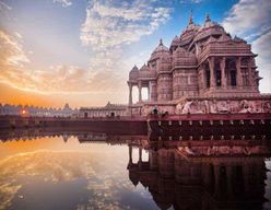 New Delhi : visite du temple Akshardham avec spectacle d'eau et de lumière