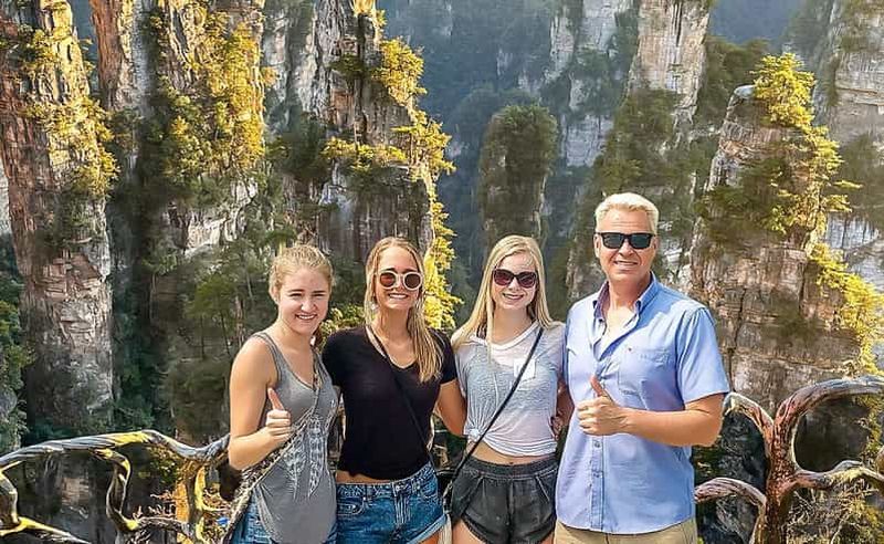 Mini-groupe de 2 jours : Montagne Avatar, Pont de Verre, Mont Tianmen