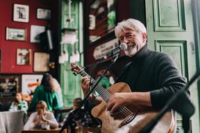 Dublin : une soirée de musique, de danse et de gastronomie irlandaises