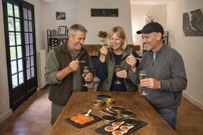 Sarlat : visite d'une ferme de caviar avec dégustation et prise en charge par Exploreo24