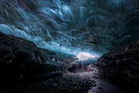 Islande : Grotte de glace privée capturée avec des photos professionnelles