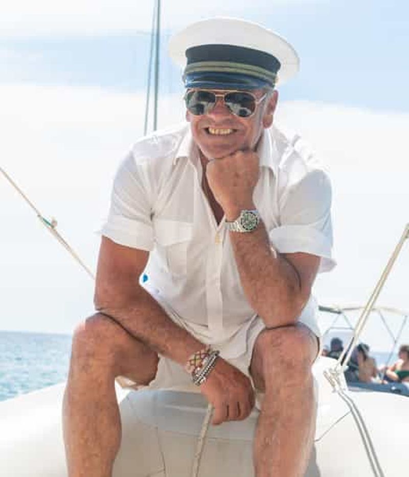 Cagliari : Excursion magique en bateau à la Sella del Diavolo, boissons et collations