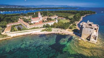 Excursion en bateau à Cannes : l'abbaye de Saint-Honorat (1600 ans) et dégustation de vin