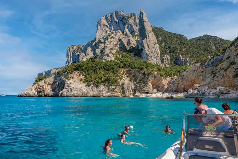 Golfo di Orosei : croisière sur la côte de Baunei avec arrêts baignade
