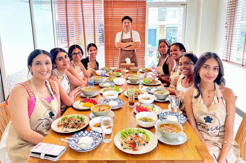 Phuket : cours de cuisine thaïlandaise avec 4 plats et visite du marché