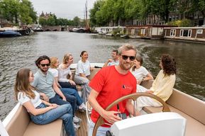Amsterdam : croisière sur les canaux en bateau ouvert (avec option Spritz gratuit)