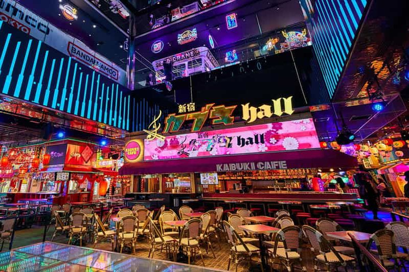 Tokyo : visite à pied de Shinjuku avec la tête de Godzilla