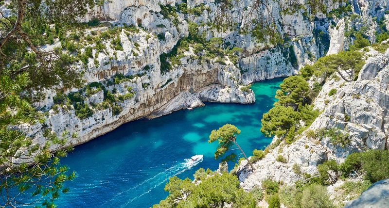 Croisière en bateau aux Calanques de Cassis