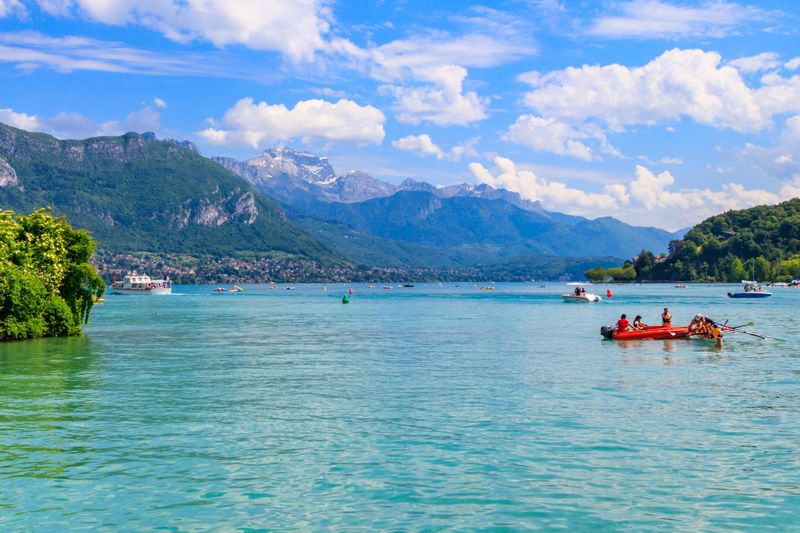 Canoë-kayak sur le lac d’Annecy
