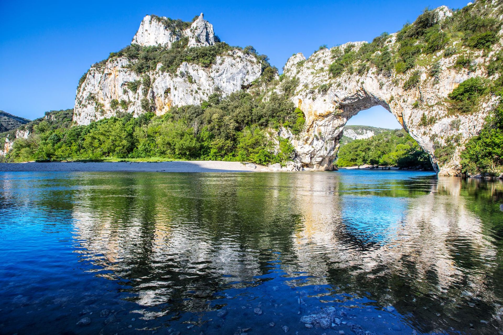 Aiguèze - Attraction la plus populaire