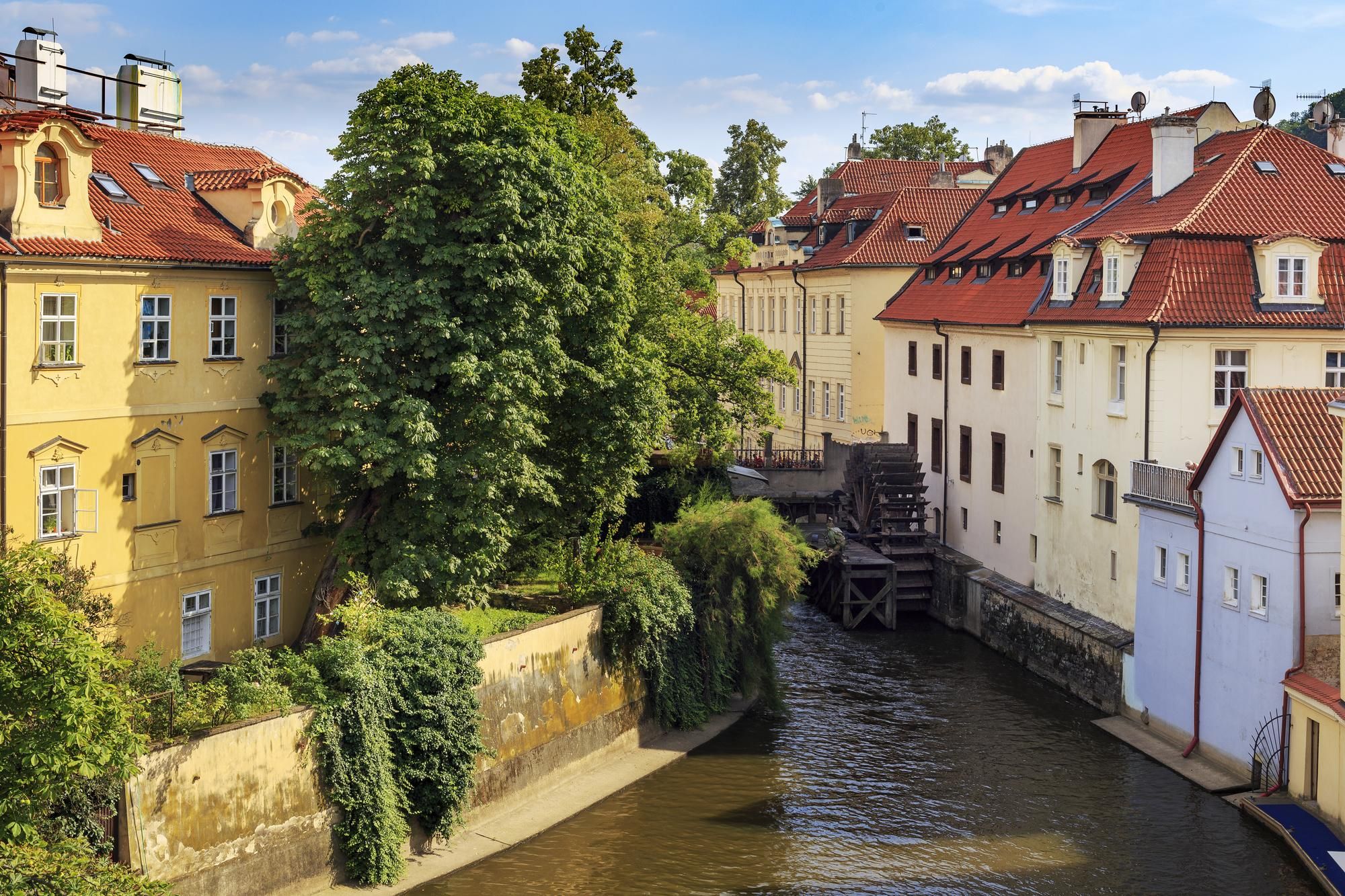Île Kampa
