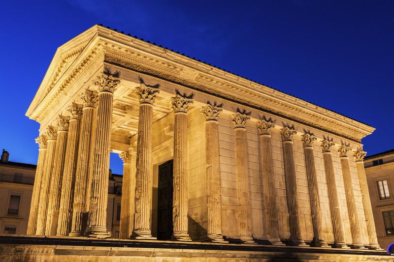 Maison Carrée