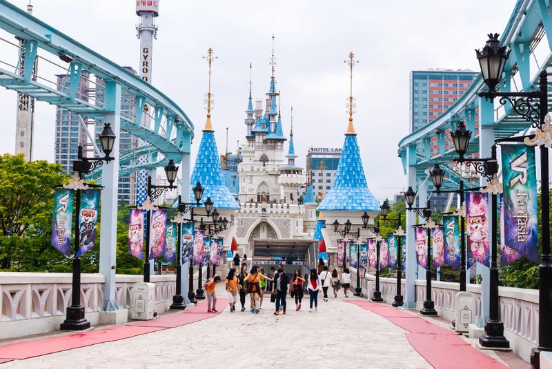 Lotte World