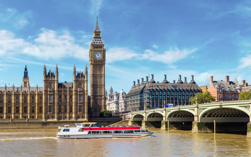 Croisière touristique sur la Tamise depuis Westminster à Greenwich