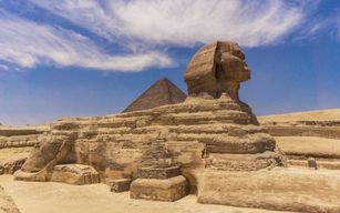 Depuis Le Caire : Visite guidée d'une journée aux Pyramides de Gizeh, au Sphinx, à Saqqara et à Memphis avec déjeuner et navettes à l'hôtel