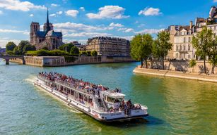 Croisière promenade Bateaux Mouches® d'une heure sur la Seine avec commentaires