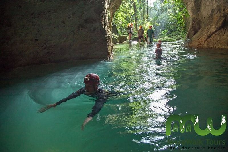 Billet Excursion à la grotte Actun Tunichil Muknal depuis San Ignacio