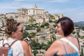 Excursion à Gordes, Roussillon et Fontaine-de-Vaucluse depuis Avignon