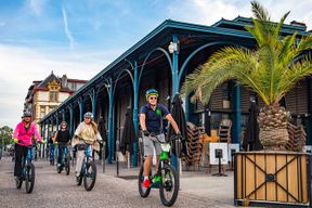 Balade en trottinette électrique le long de la Nive à Bayonne